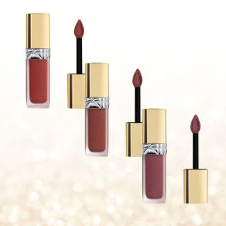 Na e-shopu právě najdete novinku - výhodný set 3 odstínů tekuté rtěnky D I O R Forever Sequin ( 833 + 843 + 893). 😍...